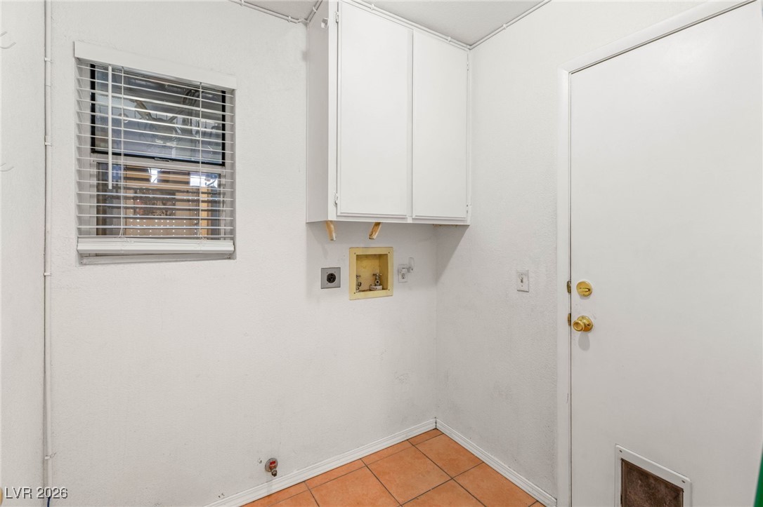 1542 Champagne Circle