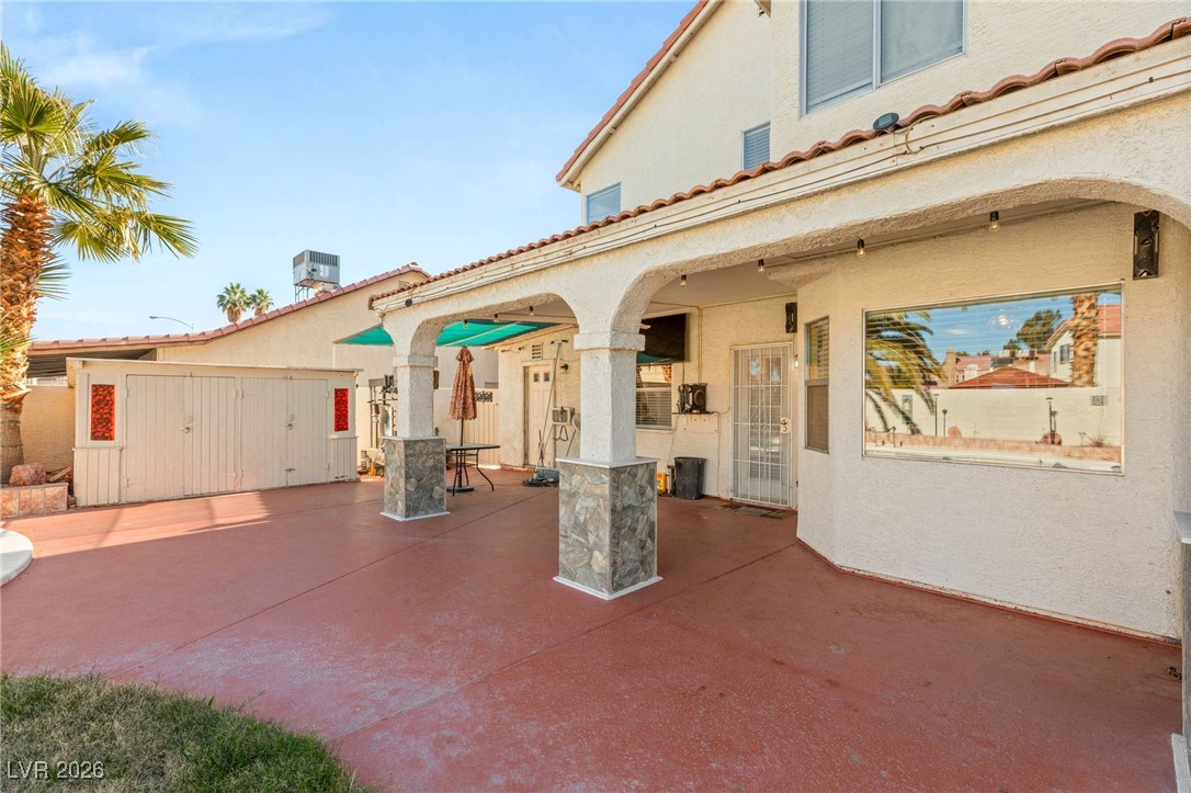 1542 Champagne Circle