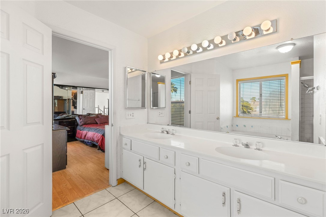 1542 Champagne Circle