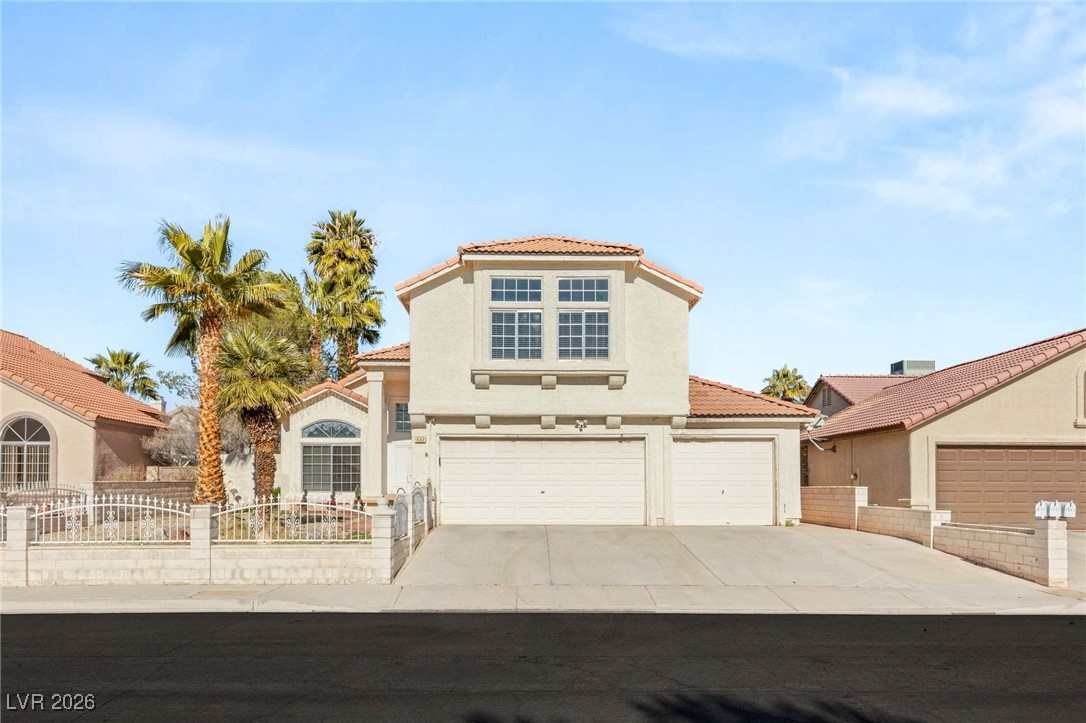 1542 Champagne Circle