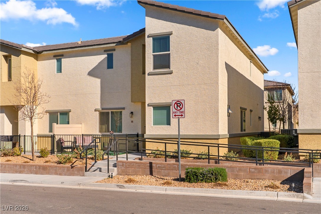 12232 Azure Gate Road 4