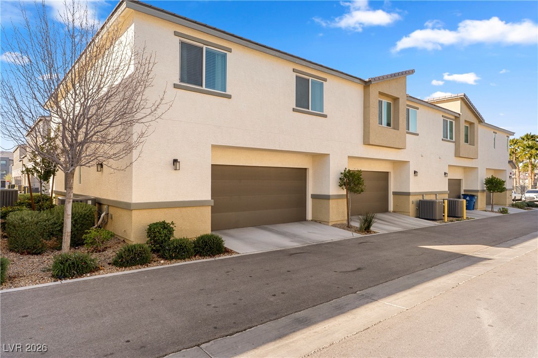 12232 Azure Gate Road 4