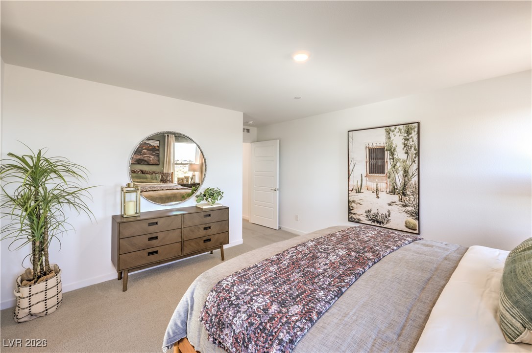9371 AVA HATHAWAY Street 5