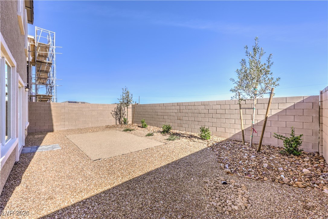 9371 AVA HATHAWAY Street 5