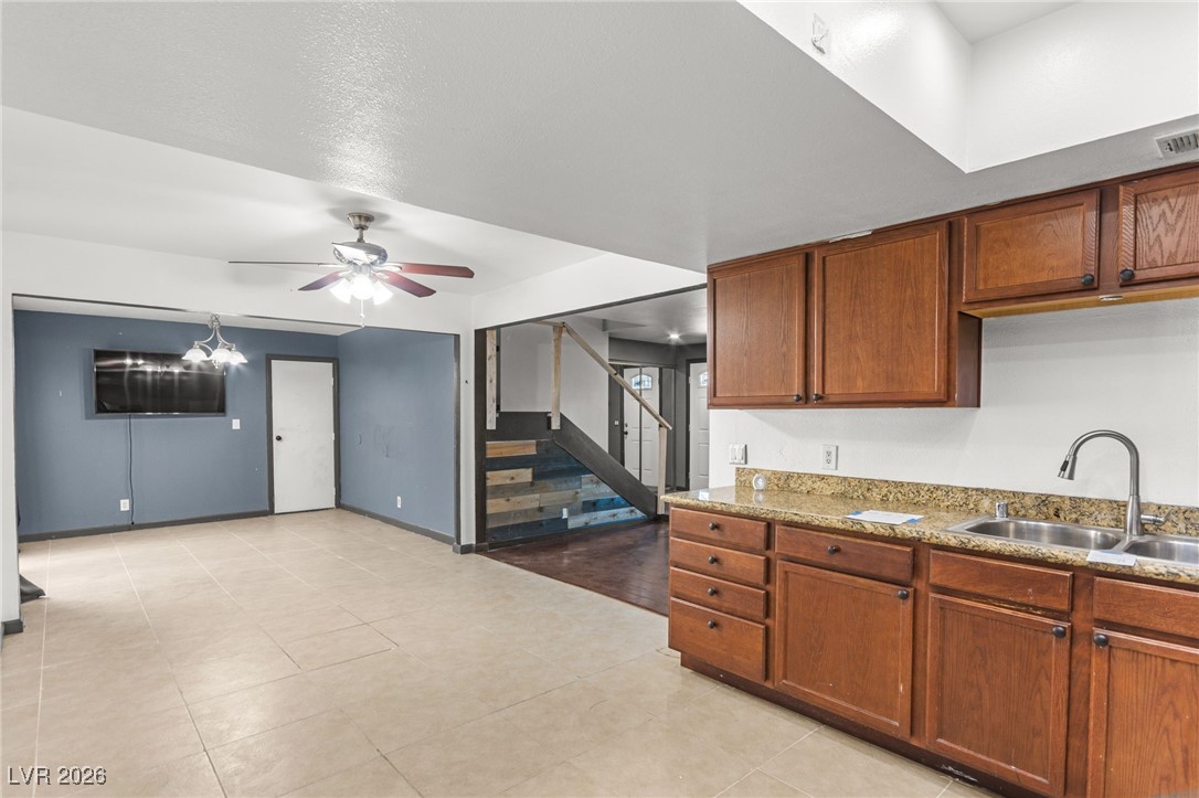 3719 Centennial Circle