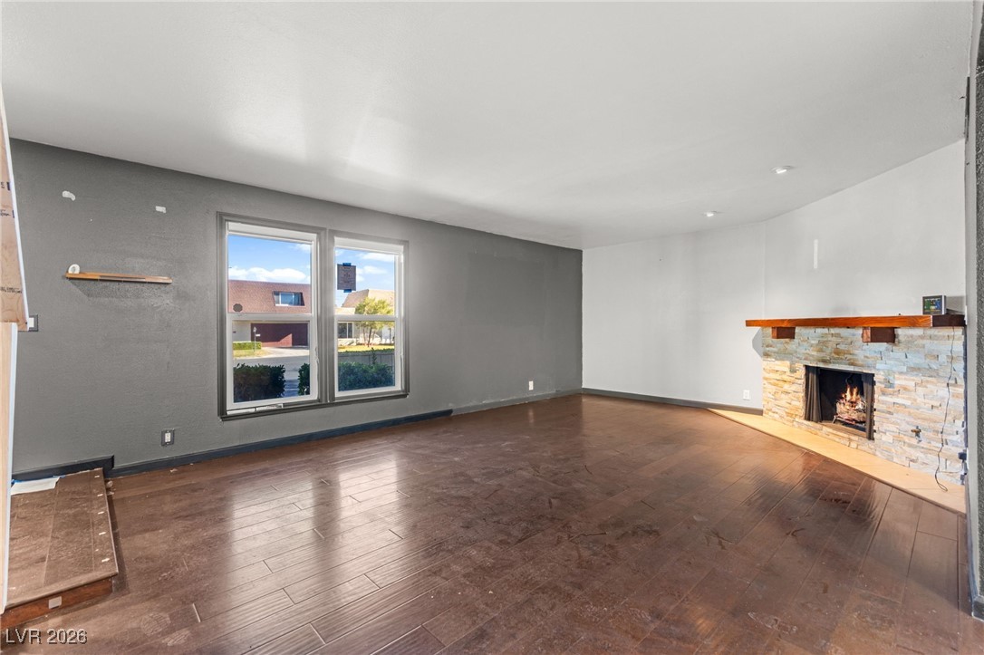 3719 Centennial Circle