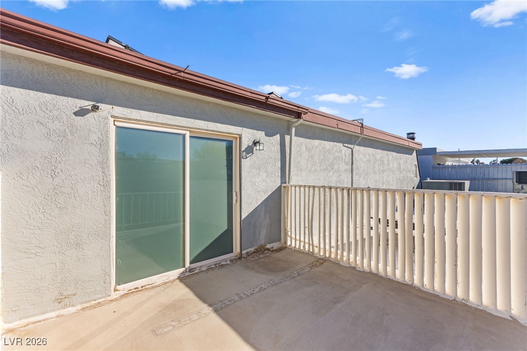 3719 Centennial Circle