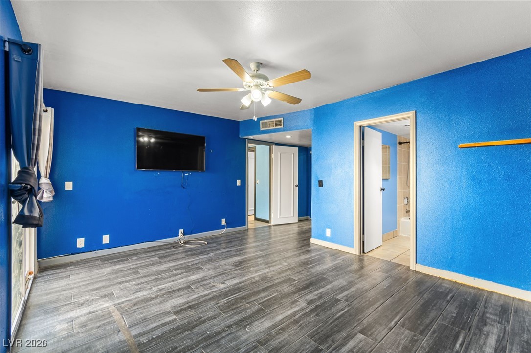 3719 Centennial Circle