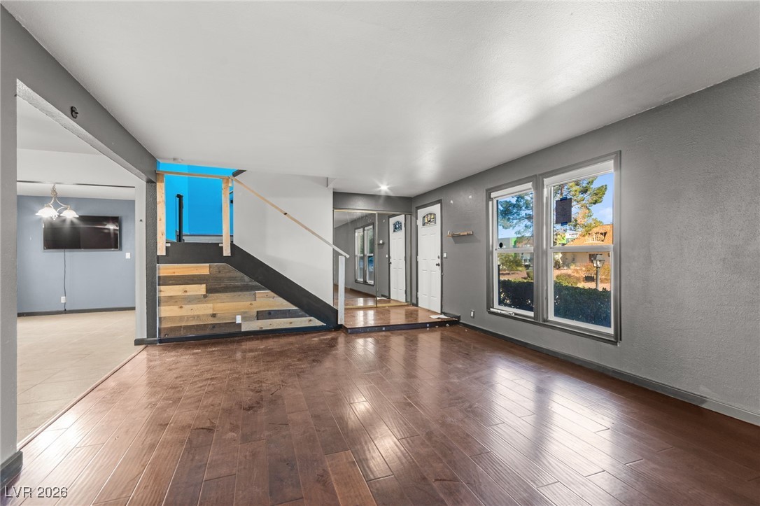 3719 Centennial Circle