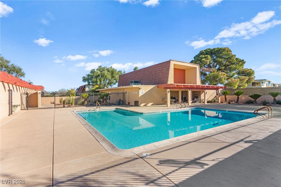 3719 Centennial Circle