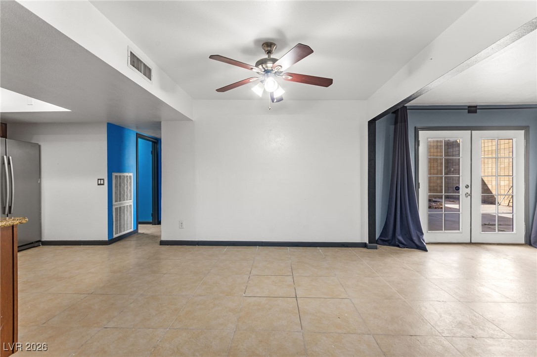 3719 Centennial Circle