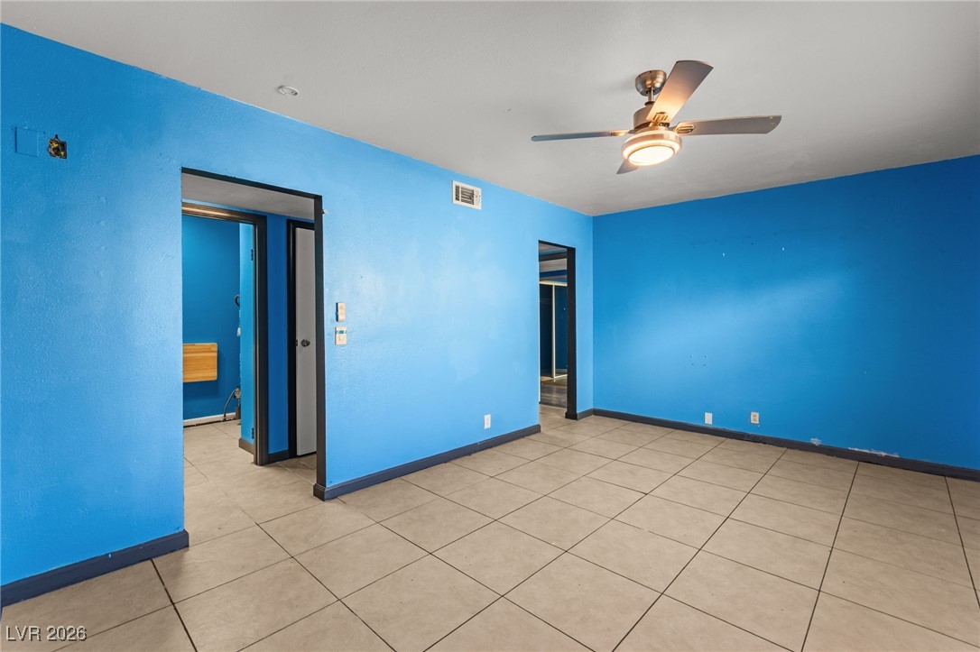 3719 Centennial Circle