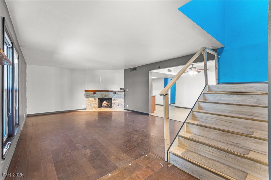 3719 Centennial Circle