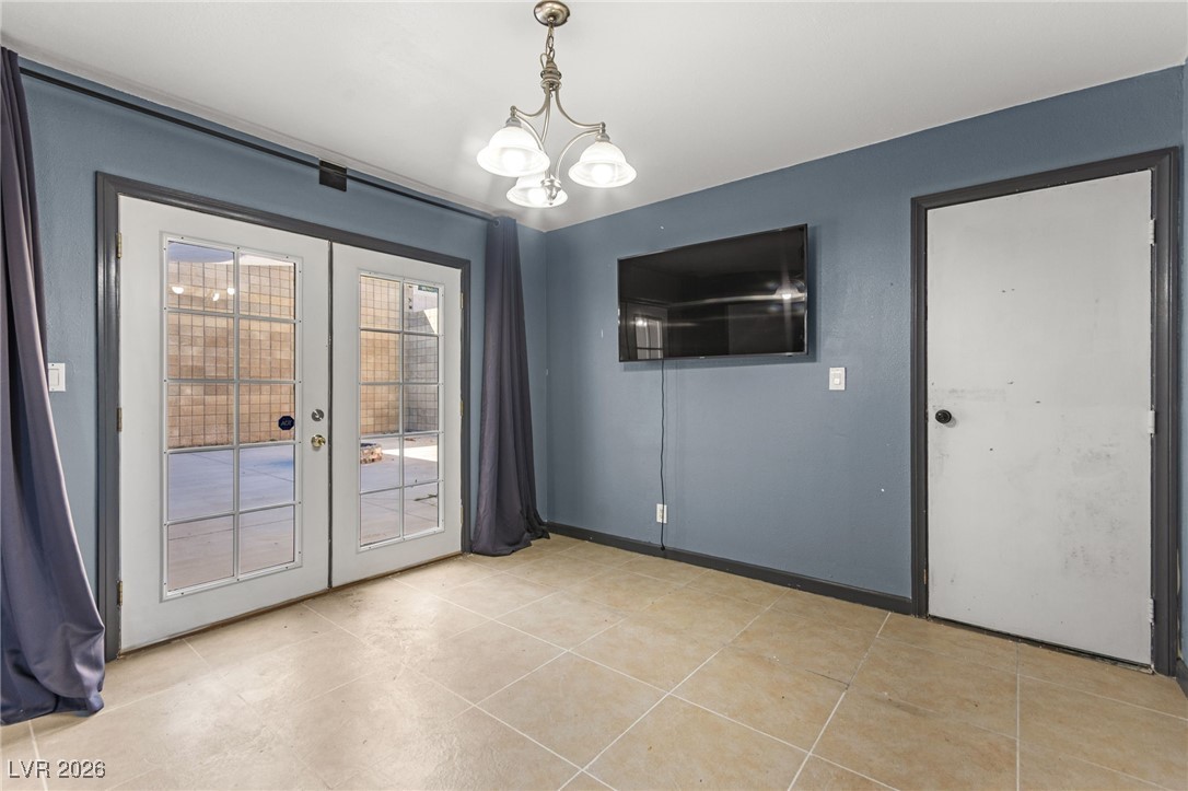 3719 Centennial Circle