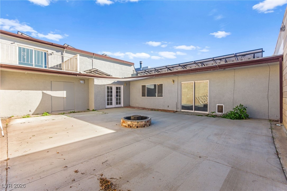 3719 Centennial Circle