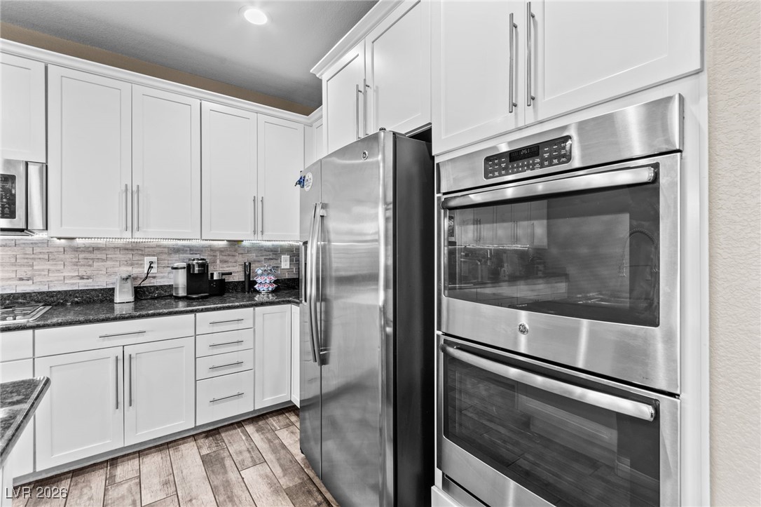 4004 Elegant Alley Court