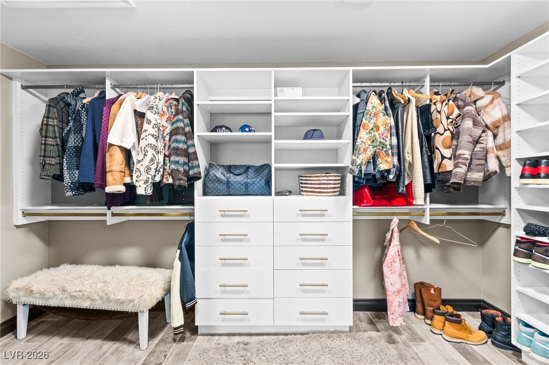 4004 Elegant Alley Court