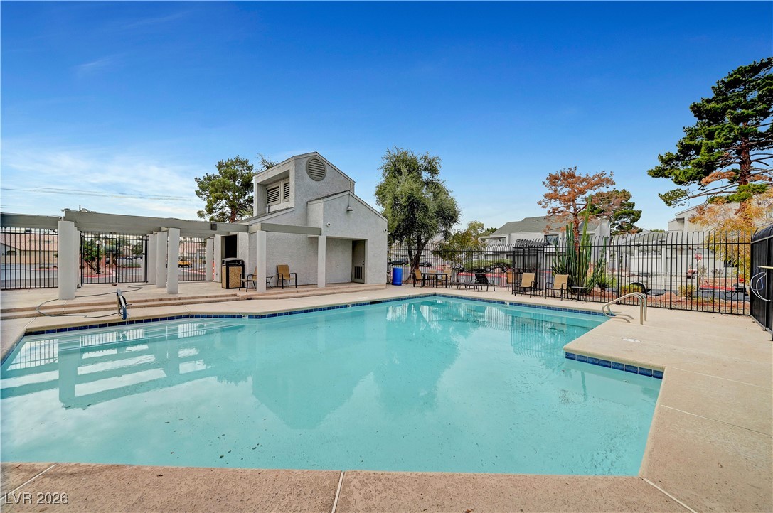 5611 Vineyard Lane 10