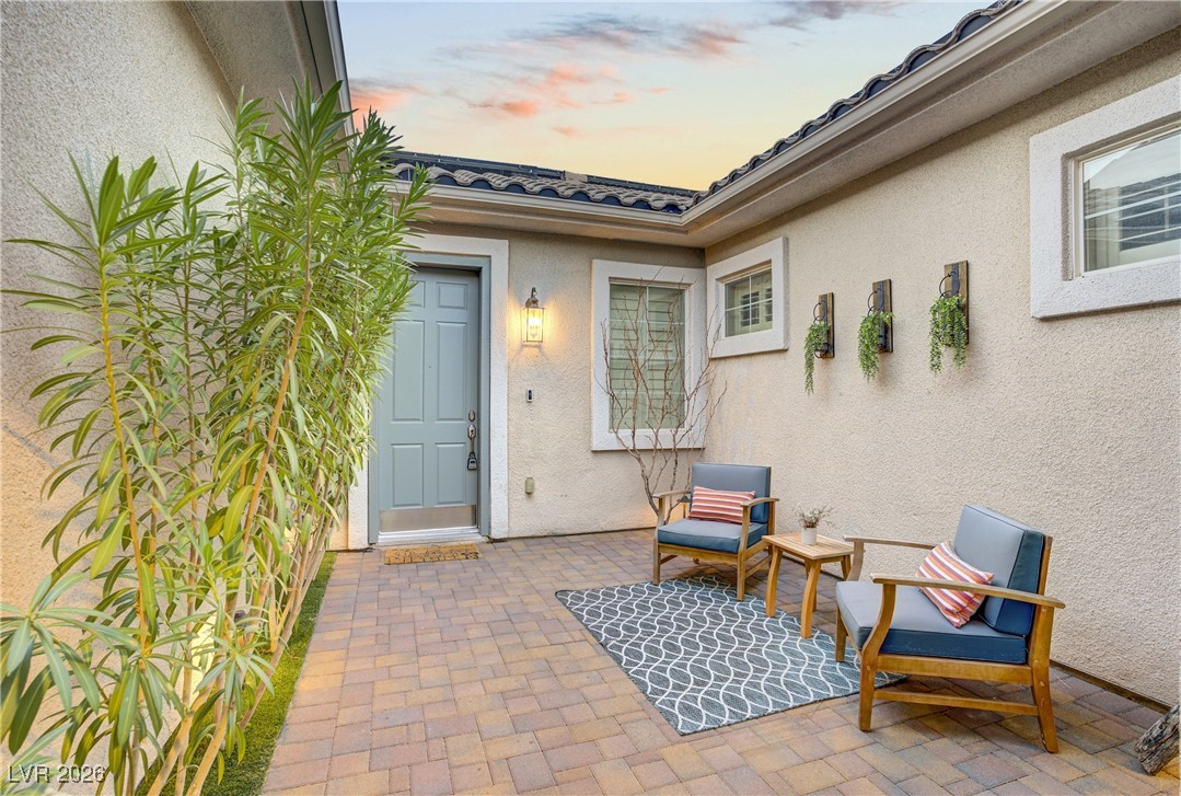 11304 Asilo Bianco Ave