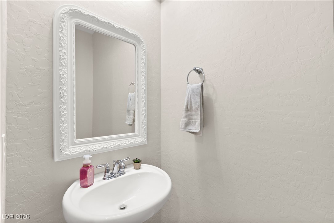 11858 Corenzio Avenue