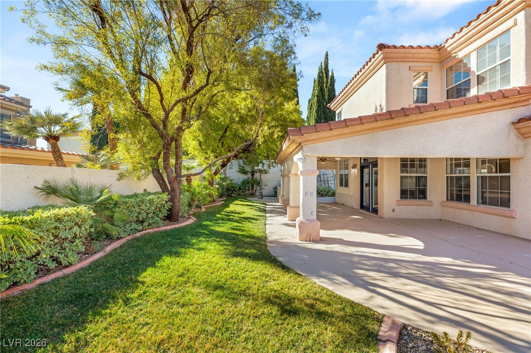 9517 Spanish Steps Lane