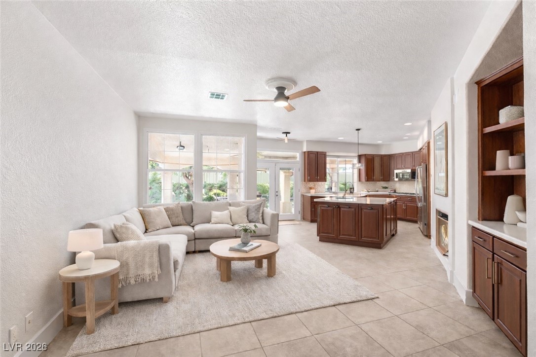 9517 Spanish Steps Lane