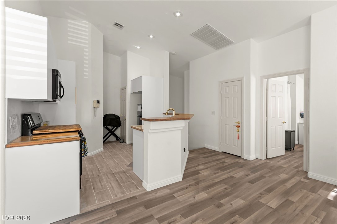 9116 Bushy Tail Avenue 101