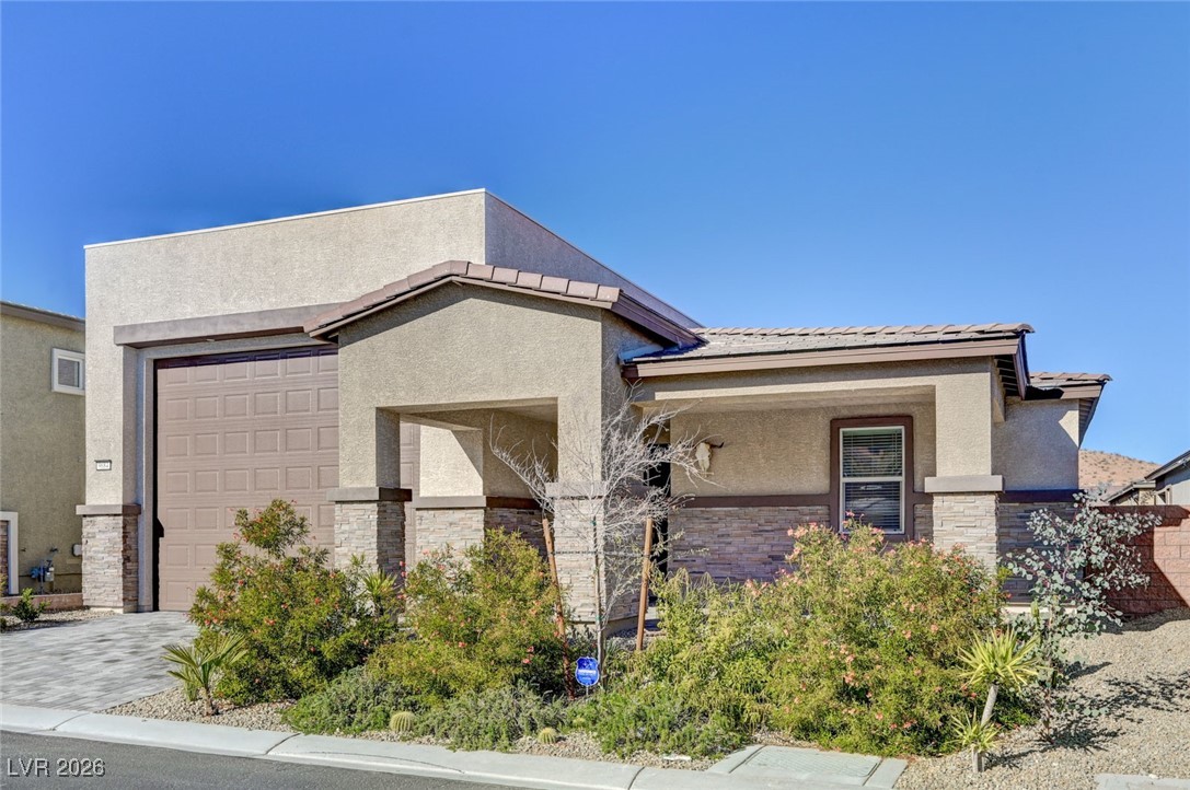 9684 Thistle Creek Avenue