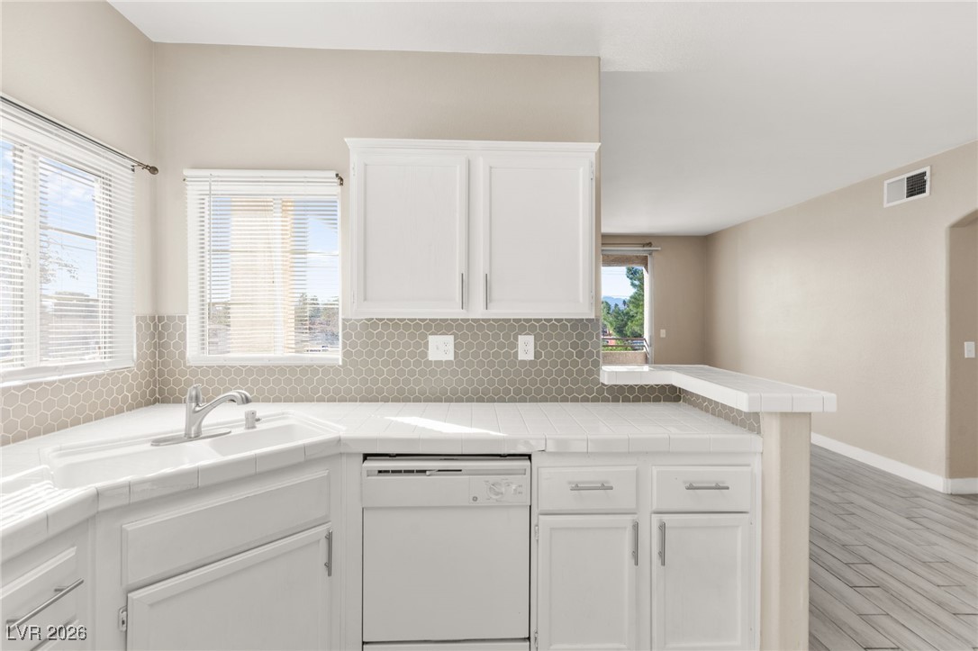 1405 South Nellis Boulevard 2094