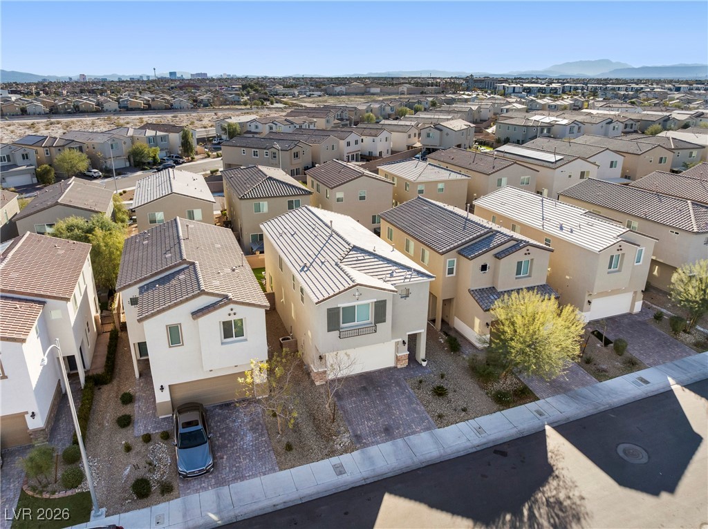 1113 Solemn Cactus Avenue