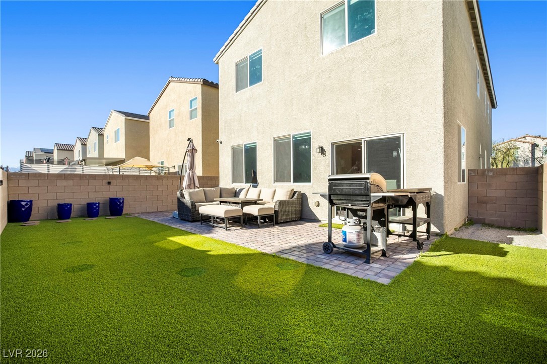 1113 Solemn Cactus Avenue