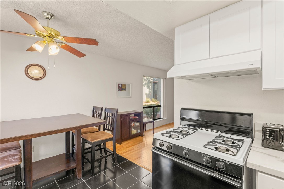 5171 Caliente Street 131