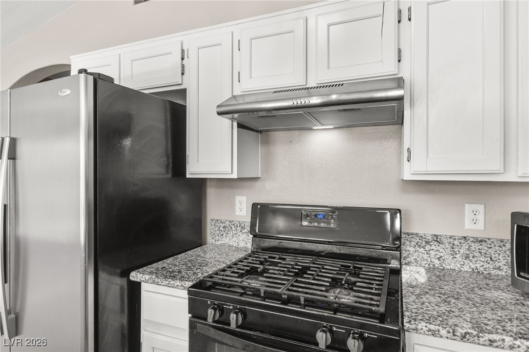 7025 Village Shore Court