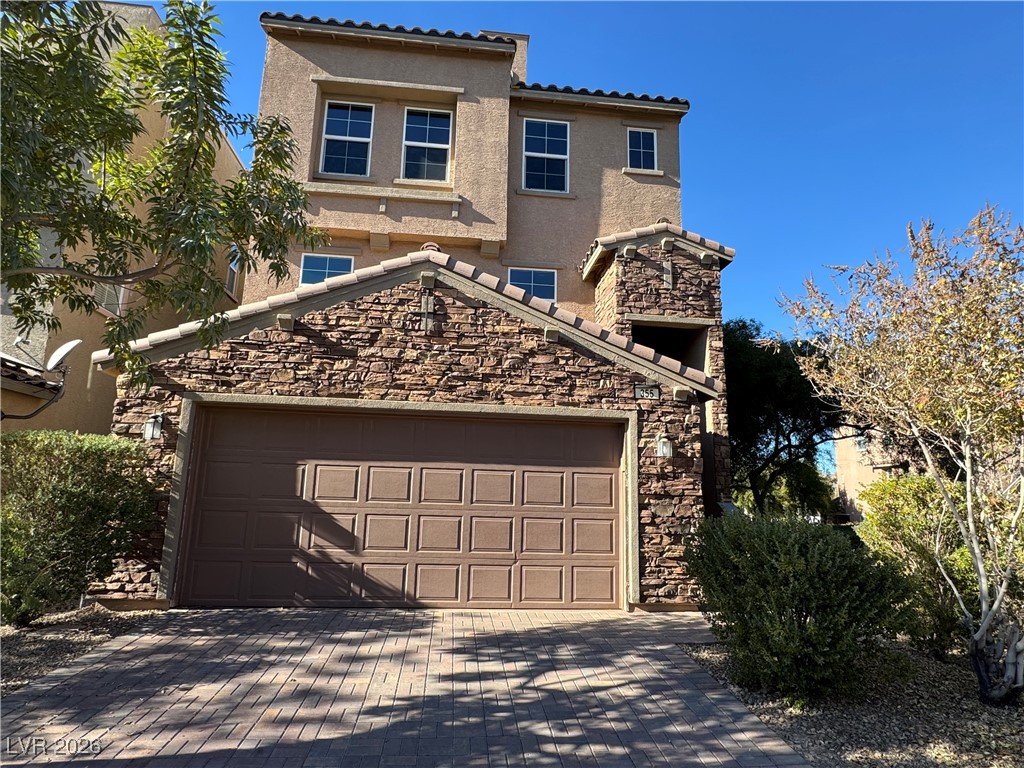 355 Gracious Way