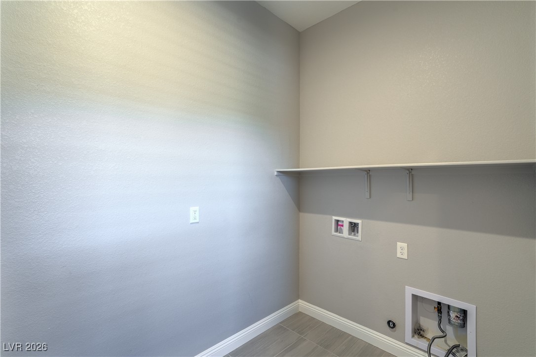 8138 Skye Dragon Street