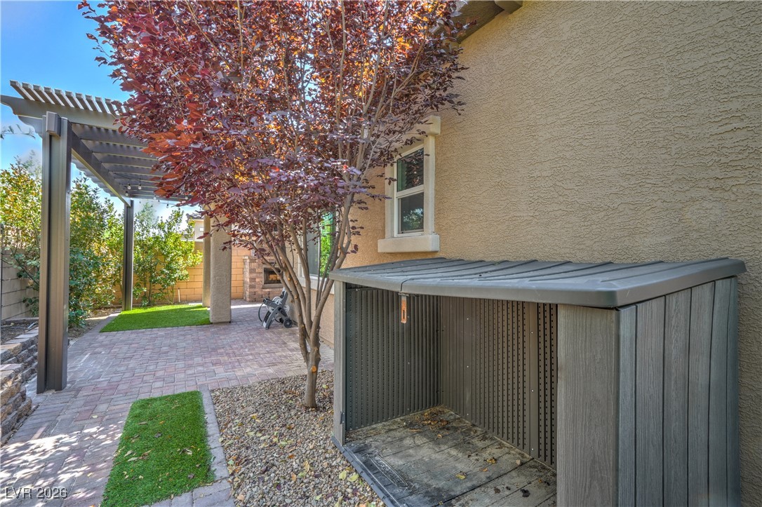 8138 Skye Dragon Street