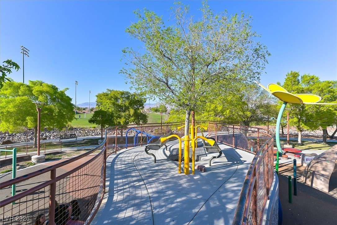 6517 Mission Crest Avenue