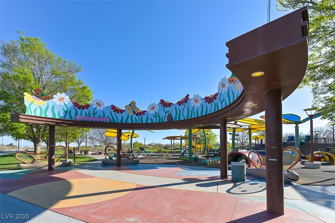 6517 Mission Crest Avenue