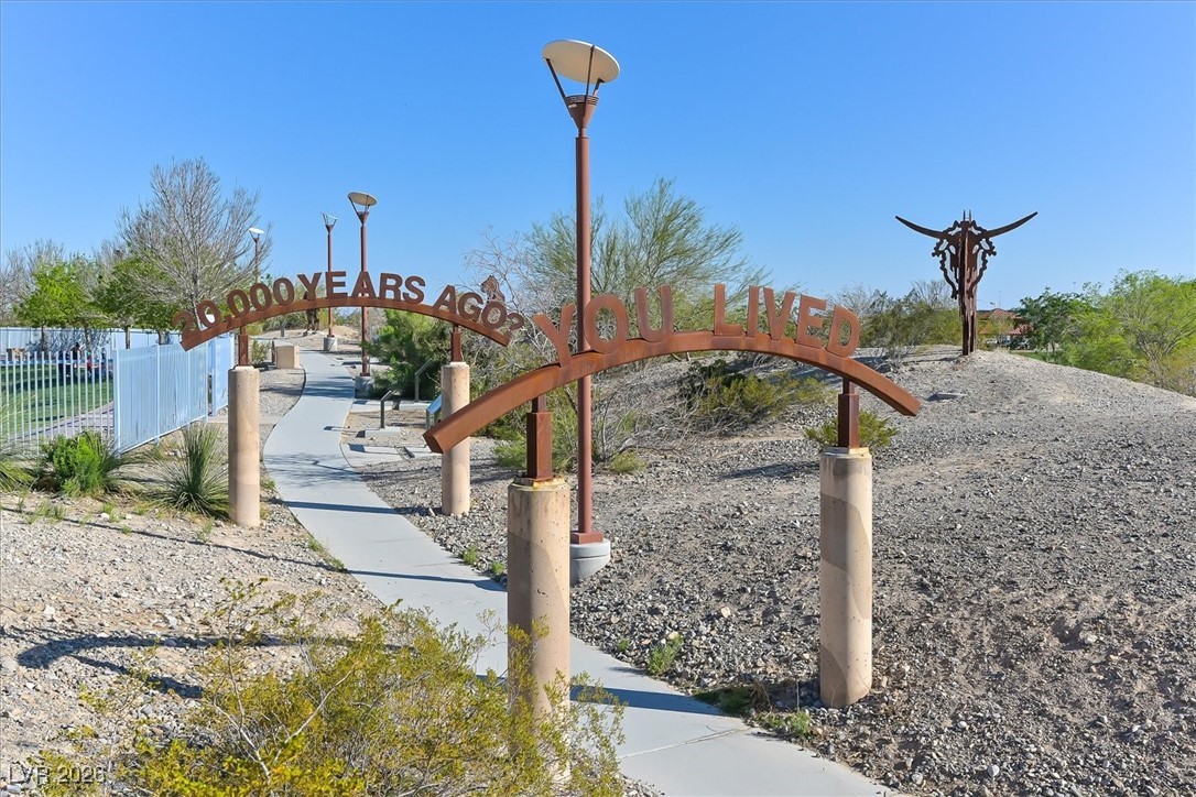 6517 Mission Crest Avenue