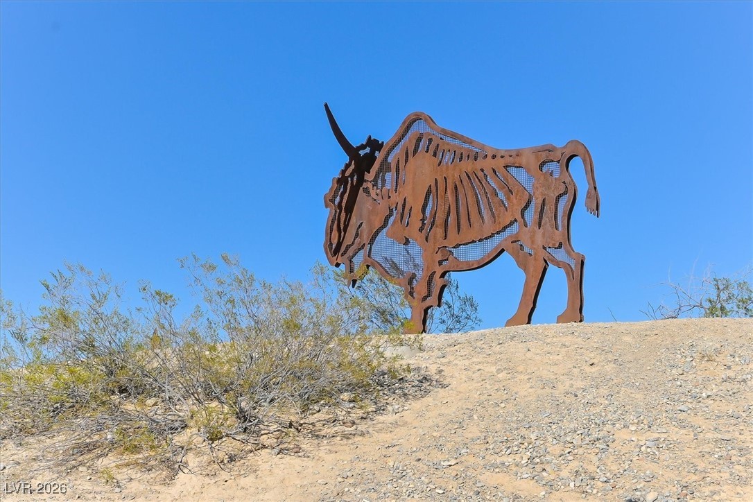 6517 Mission Crest Avenue