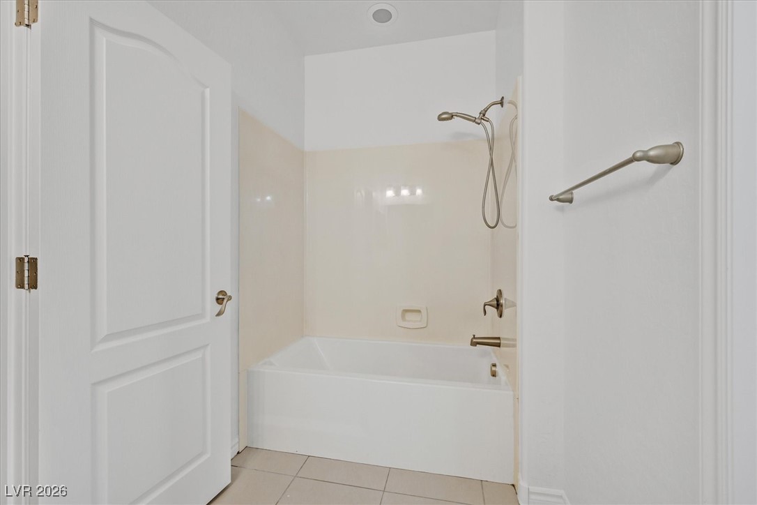 6517 Mission Crest Avenue