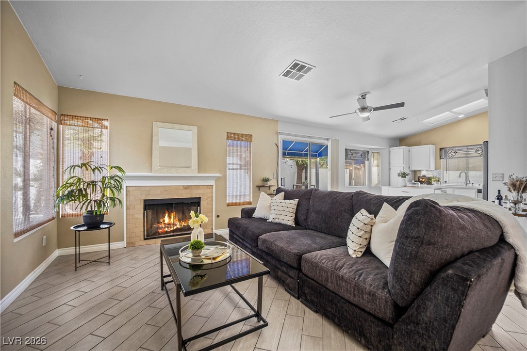 7090 Knoll View Drive