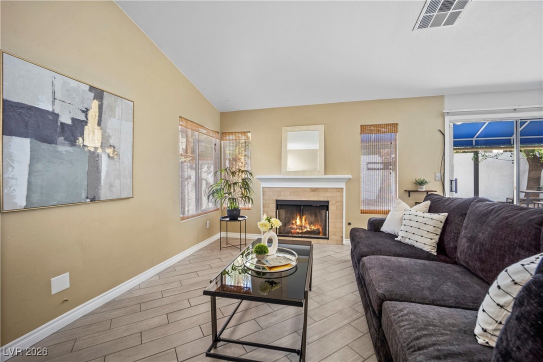 7090 Knoll View Drive