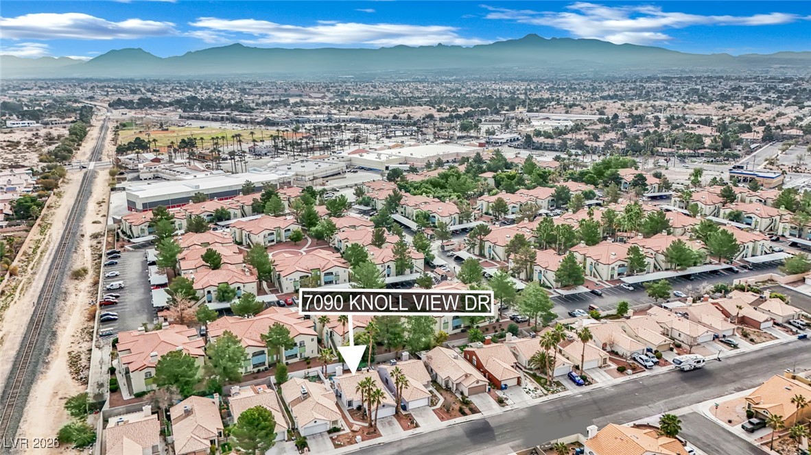 7090 Knoll View Drive