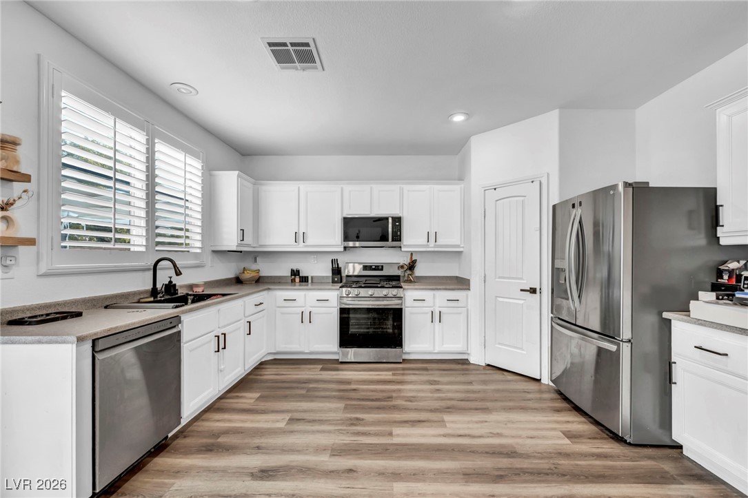 7334 Caballo Range Avenue