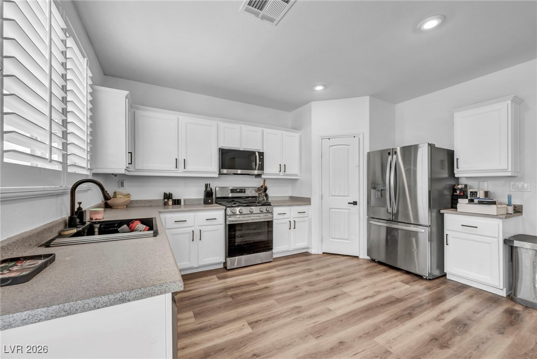 7334 Caballo Range Avenue