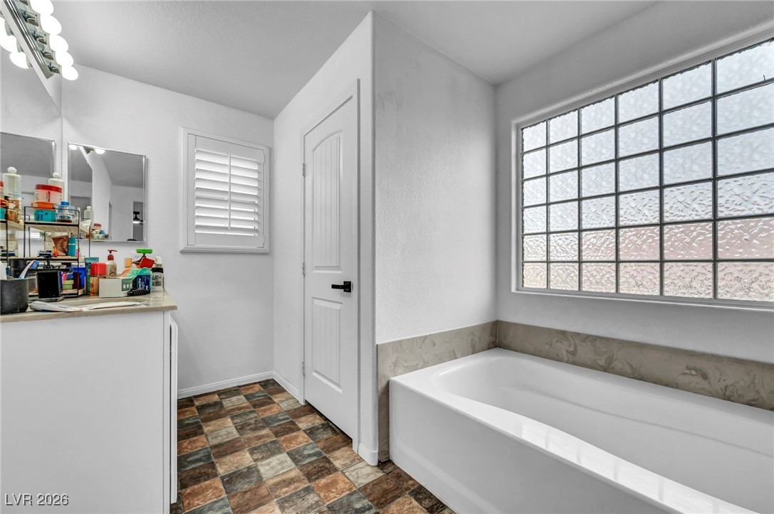 7334 Caballo Range Avenue