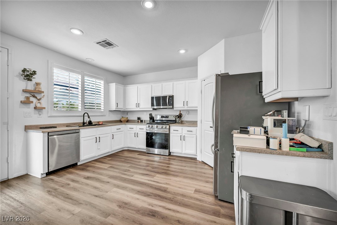 7334 Caballo Range Avenue