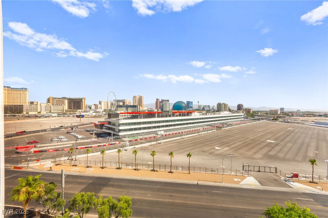 205 East Harmon Avenue 1012