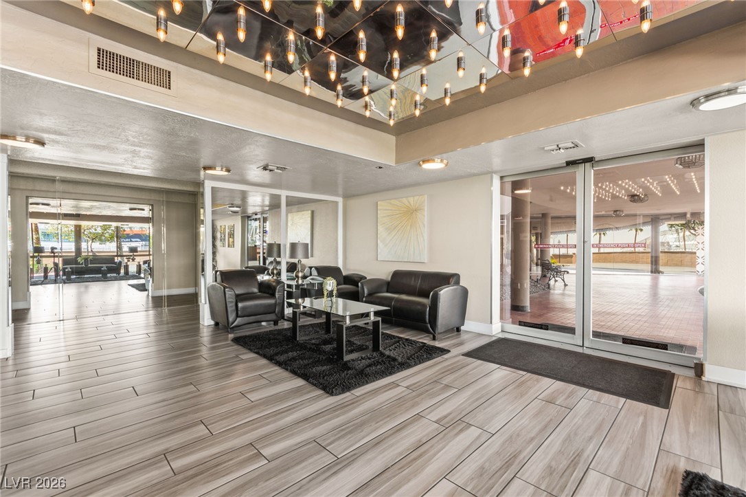 205 East Harmon Avenue 1012